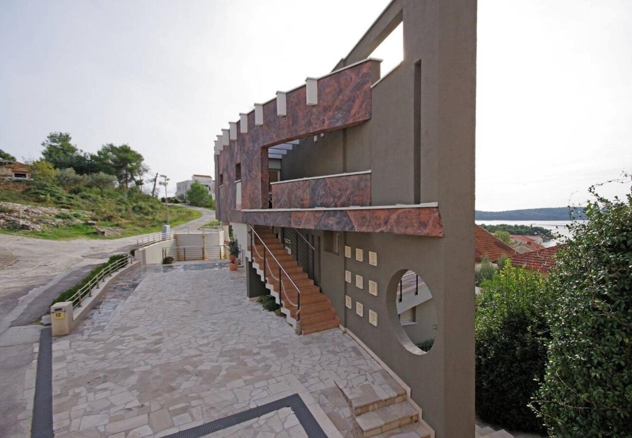 Apartments Javi - Free Private Parking Trogir Exterior photo